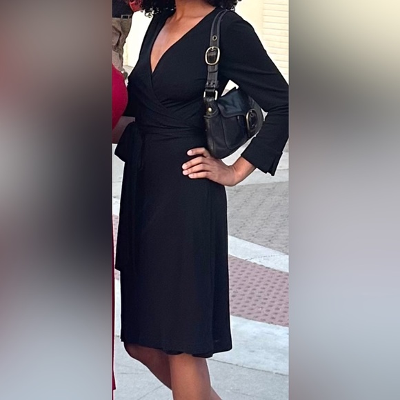 DVF Wrap Dress - Picture 2 of 6